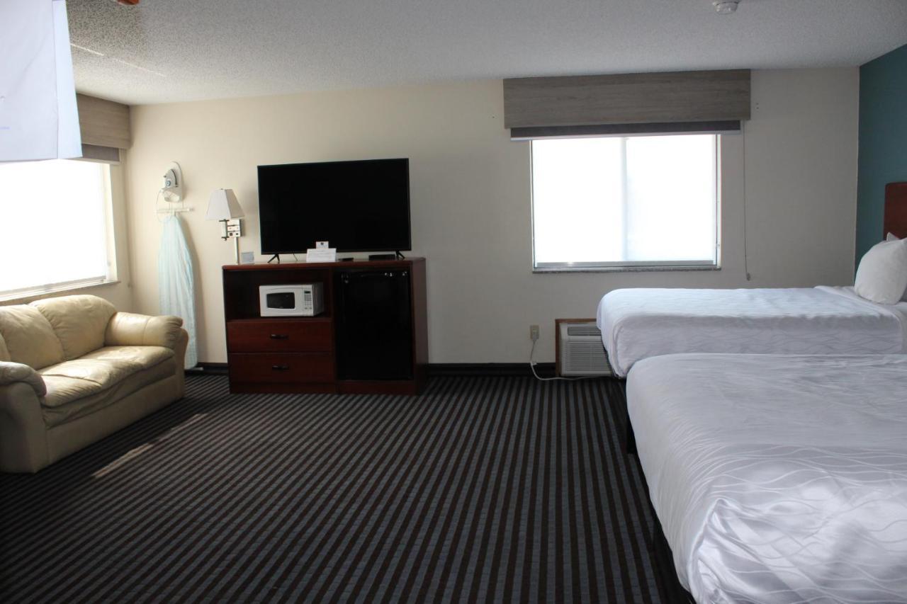 Reston Inn & Suites Spencer Exteriér fotografie