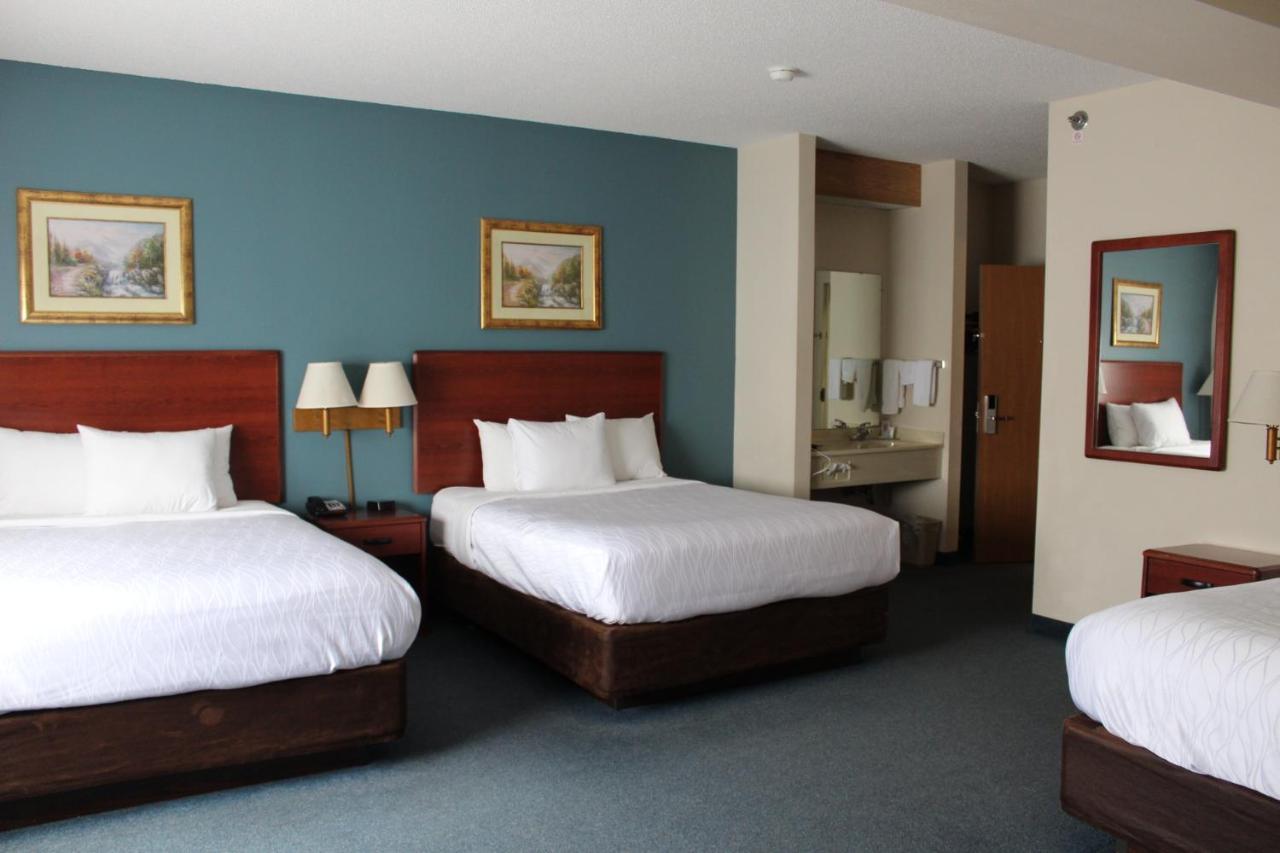 Reston Inn & Suites Spencer Exteriér fotografie